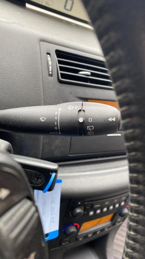 Image Com (Bloc Contacteur Tournant+Commodo Essuie Glace+Commodo Phare) - CITROEN C4 1