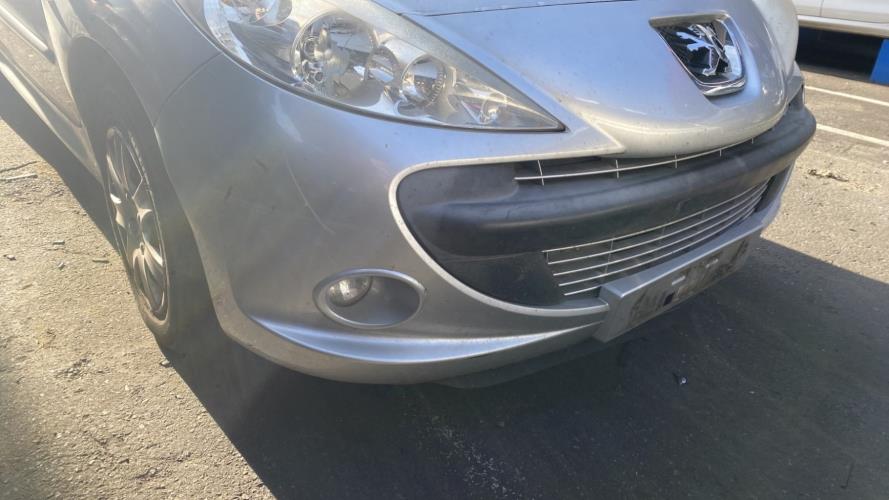 Image Pare choc avant - PEUGEOT 206+