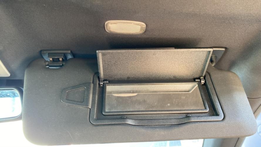 Image Pare soleil droit - MERCEDES CLASSE E 207