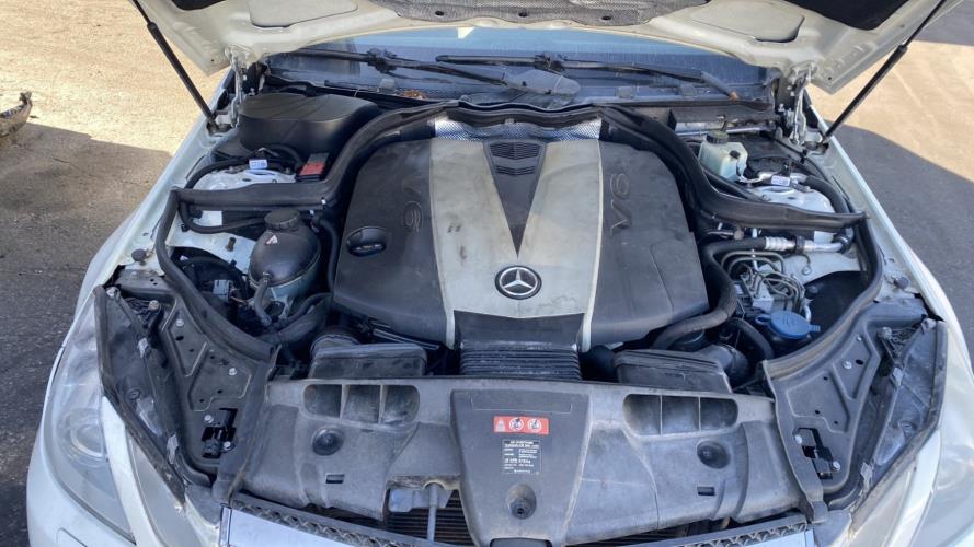 Image Moteur - MERCEDES CLASSE E 207
