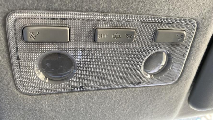 Image Eclairage de plafonnier - TOYOTA YARIS 3