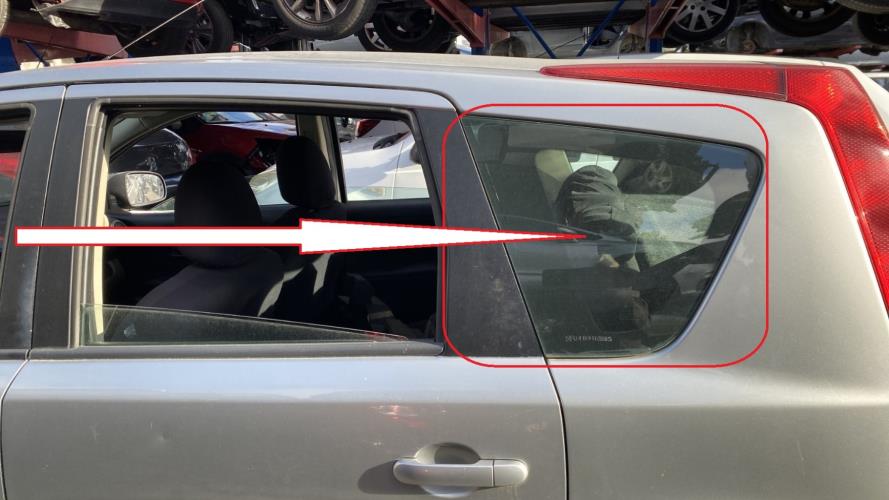 Image Custode arriere gauche - NISSAN NOTE 1
