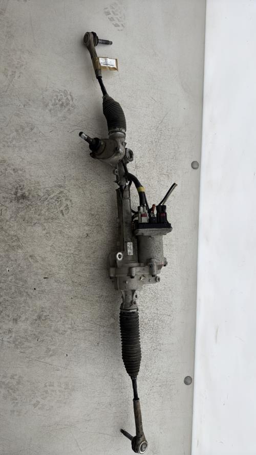 Image Cremaillere assistee - TESLA MODEL 3 5YJ3