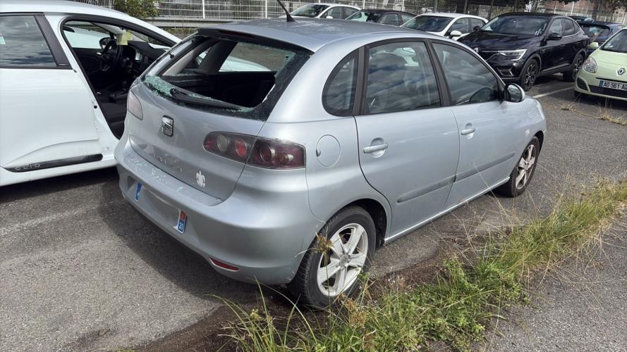 Image Pare choc arriere - SEAT IBIZA 3
