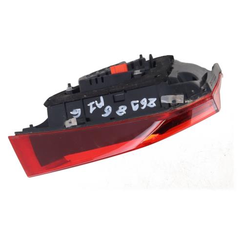 Image Feu arriere secondaire gauche (feux) - AUDI A1 2