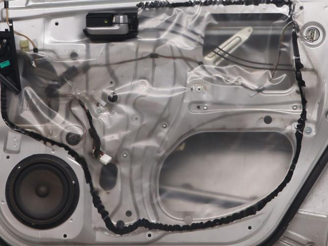 Image Porte avant droit - SUZUKI SWIFT 3