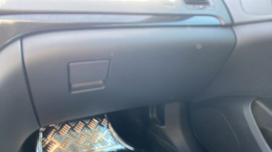 Image Boite a gants - OPEL INSIGNIA 1