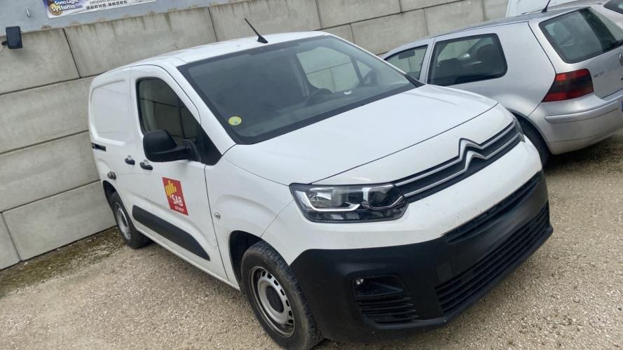Image Optique avant principal gauche (feux)(phare) - CITROEN BERLINGO 3 M