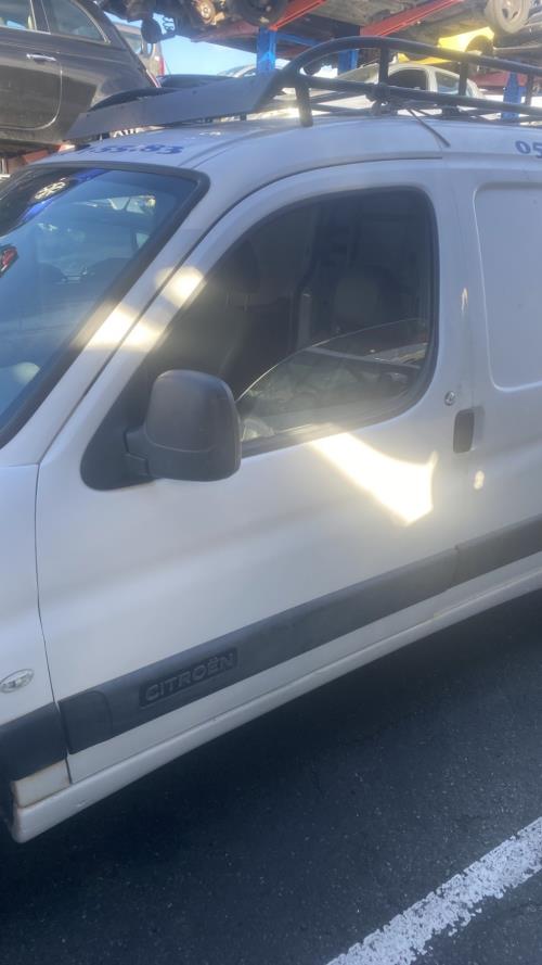 Image Porte avant gauche - CITROEN BERLINGO 1