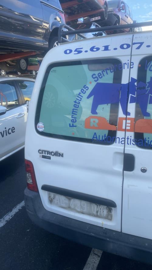 Image Porte de coffre gauche - CITROEN BERLINGO 1