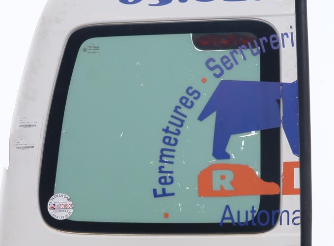 Image Porte de coffre gauche - CITROEN BERLINGO 1