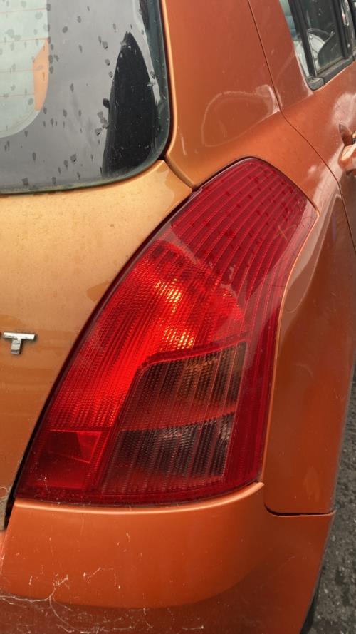 Image Feu arriere principal droit (feux) - SUZUKI SWIFT 3