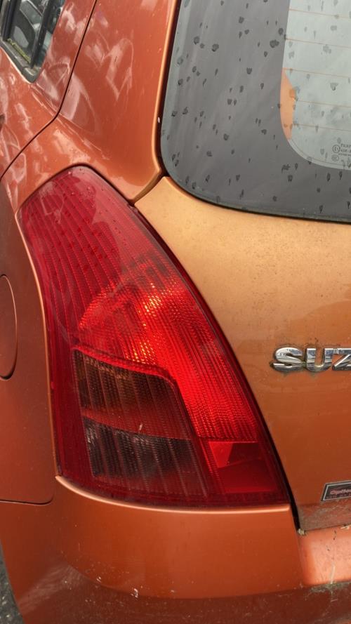 Image Feu arriere principal gauche (feux) - SUZUKI SWIFT 3