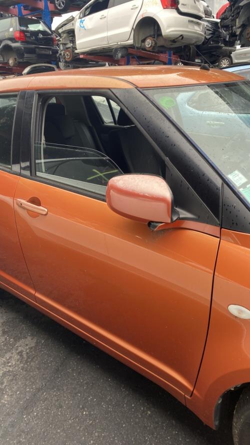 Image Porte avant droit - SUZUKI SWIFT 3