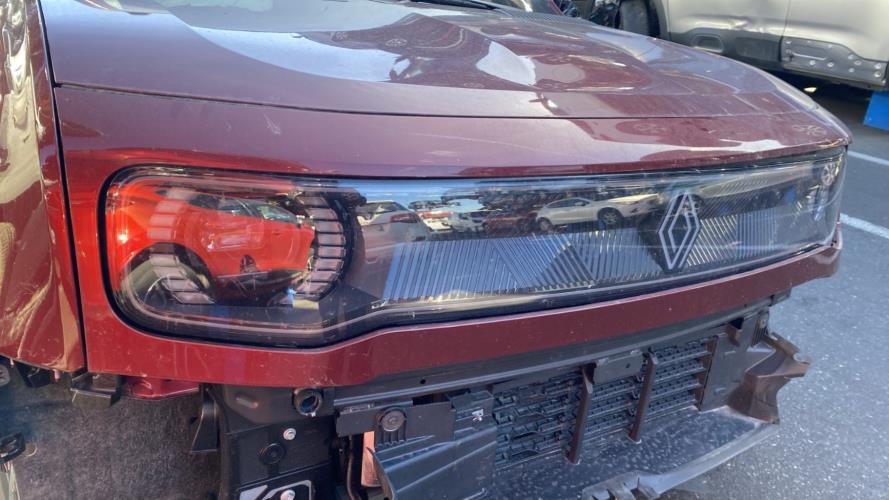 Image Renfort pare choc avant (traverse) - RENAULT R4