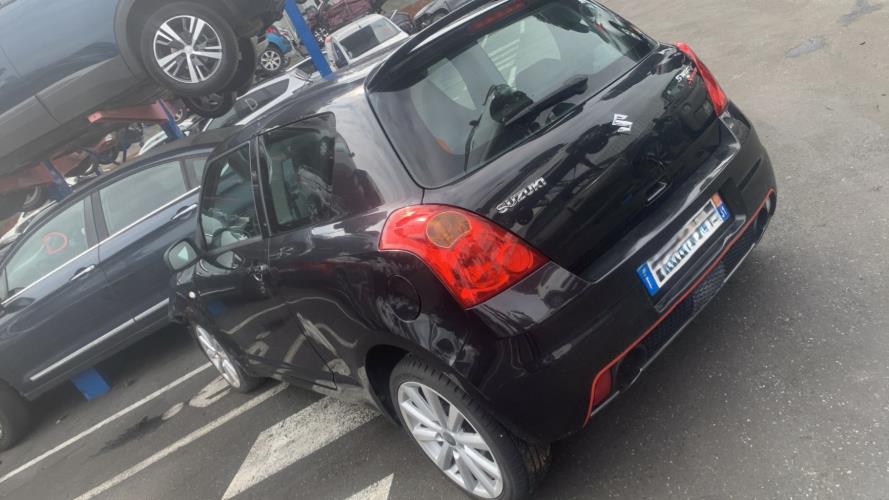 Image Malle/Hayon arriere - SUZUKI SWIFT 3