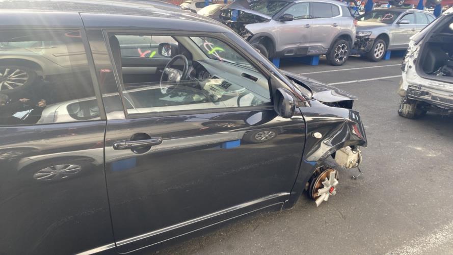 Image Porte avant droit - SUZUKI SWIFT 3