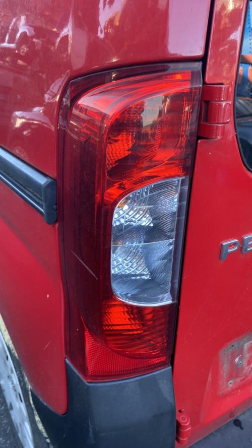 Image Feu arriere principal gauche (feux) - PEUGEOT BIPPER