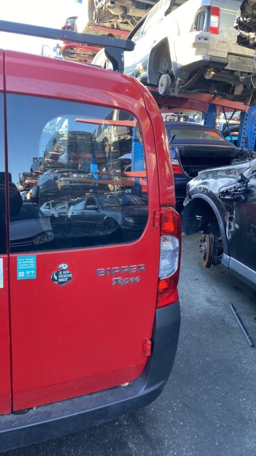 Image Porte de coffre droit - PEUGEOT BIPPER