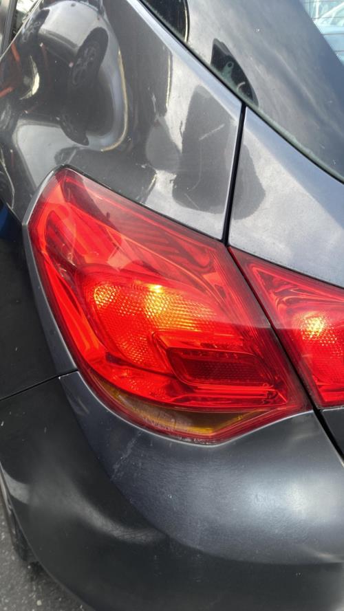 Image Feu arriere principal gauche (feux) - OPEL ASTRA J