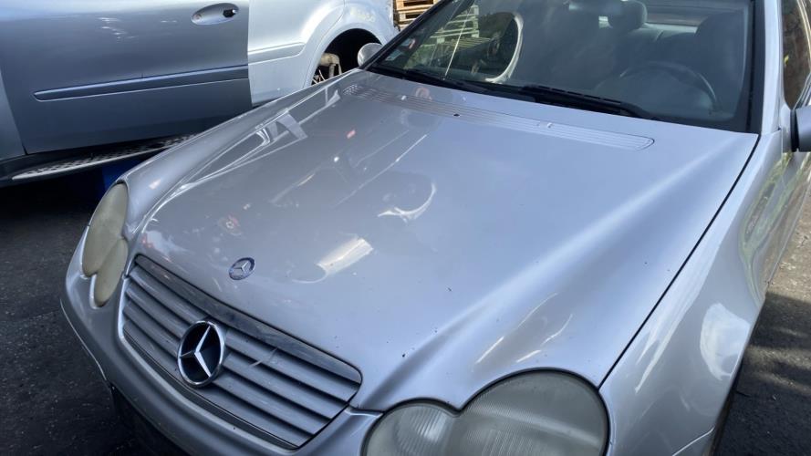 Image Capot - MERCEDES CLASSE C 203 COUPE SPORT