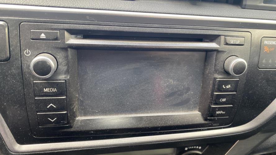 Image Autoradio d'origine - TOYOTA AURIS 2