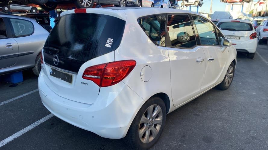 Image Feu arriere principal droit (feux) - OPEL MERIVA B