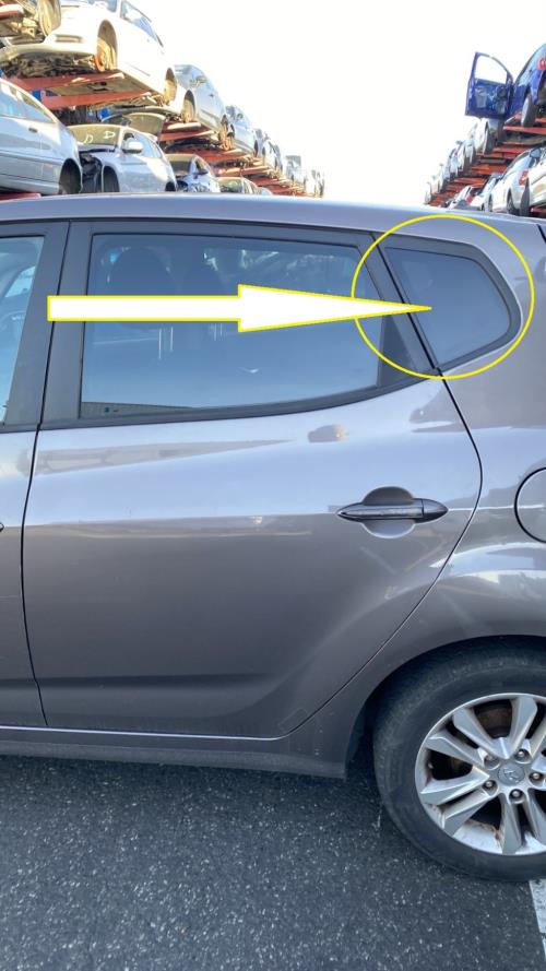 Image Custode arriere gauche - HYUNDAI IX 20