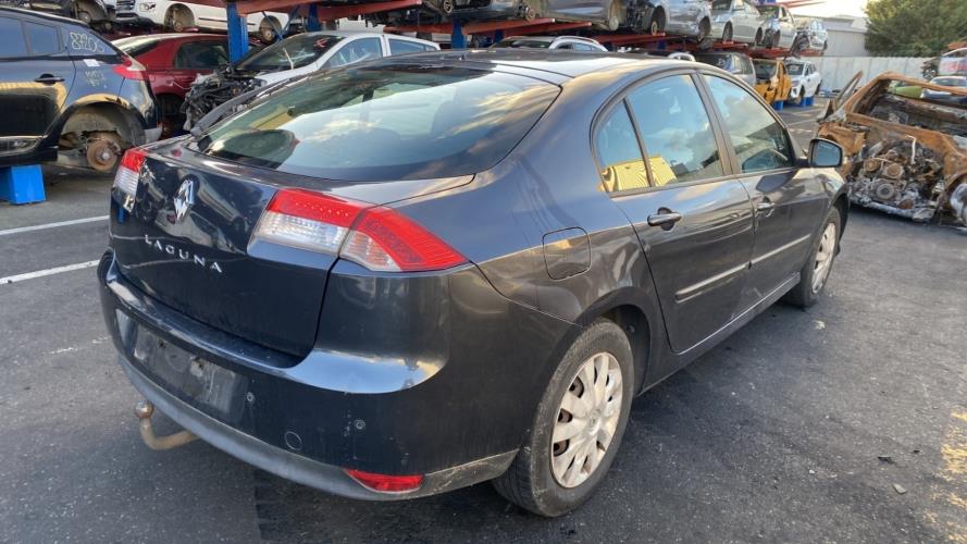 Image Feu arriere principal droit (feux) - RENAULT LAGUNA 3