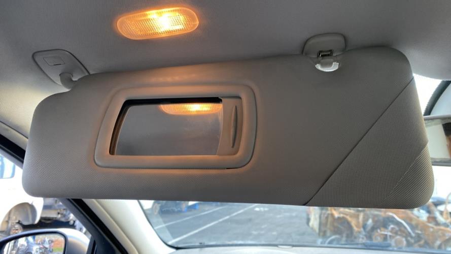 Image Pare soleil gauche - RENAULT LAGUNA 3