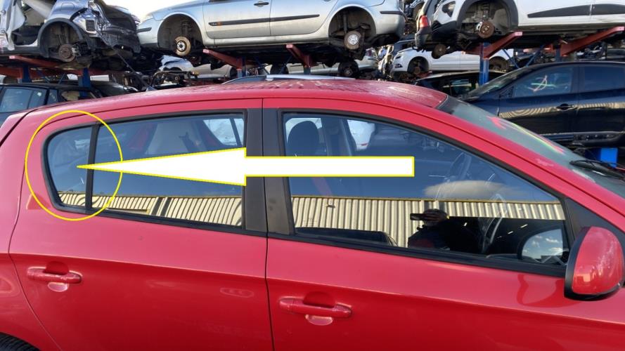 Image Custode arriere droit (porte) - HYUNDAI I 20 1