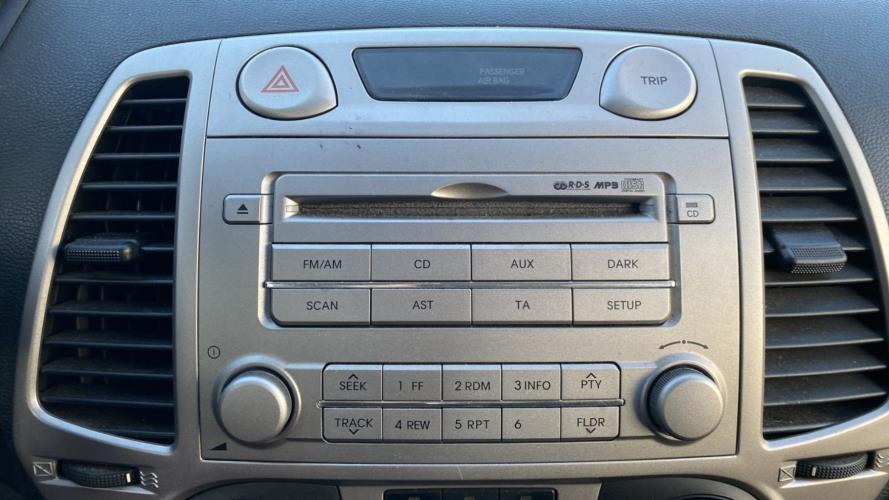 Image Autoradio d'origine - HYUNDAI I 20 1
