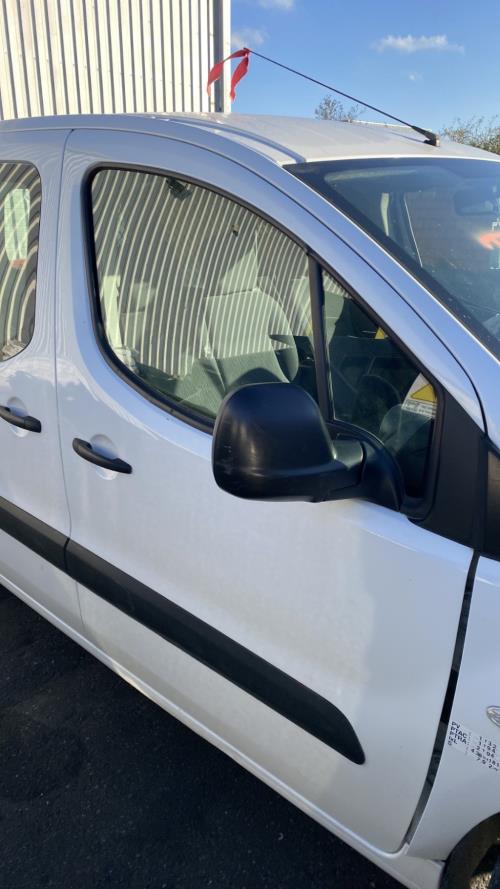 Image Porte avant droit - PEUGEOT PARTNER 2