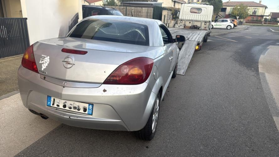 Image Feu arriere principal droit (feux) - OPEL TIGRA 2
