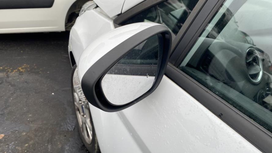 Image Retroviseur gauche - FORD FIESTA 6