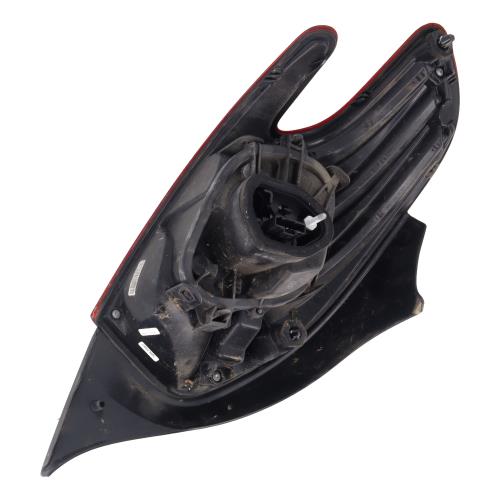 Image Feu arriere principal droit (feux) - PEUGEOT 208 1