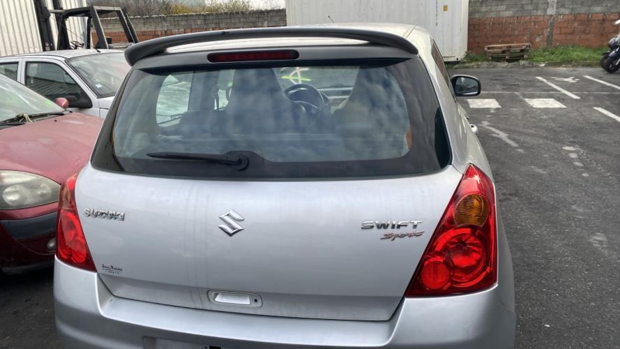Image Malle/Hayon arriere - SUZUKI SWIFT 3