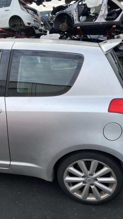 Image Custode arriere gauche - SUZUKI SWIFT 3