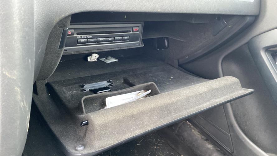 Image Boite a gants - AUDI A5 1
