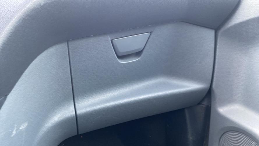 Image Boite a gants - FORD KA 2