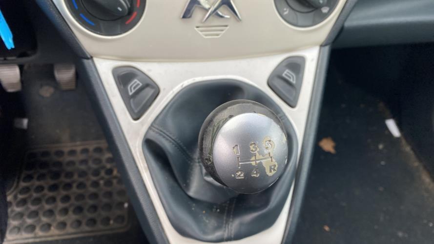 Image Interrupteur de leve vitre avant gauche - FORD KA 2