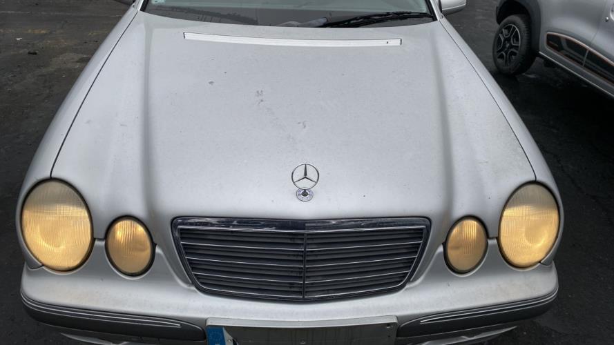 Image Optique avant principal droit (feux)(phare) - MERCEDES CLASSE E 210