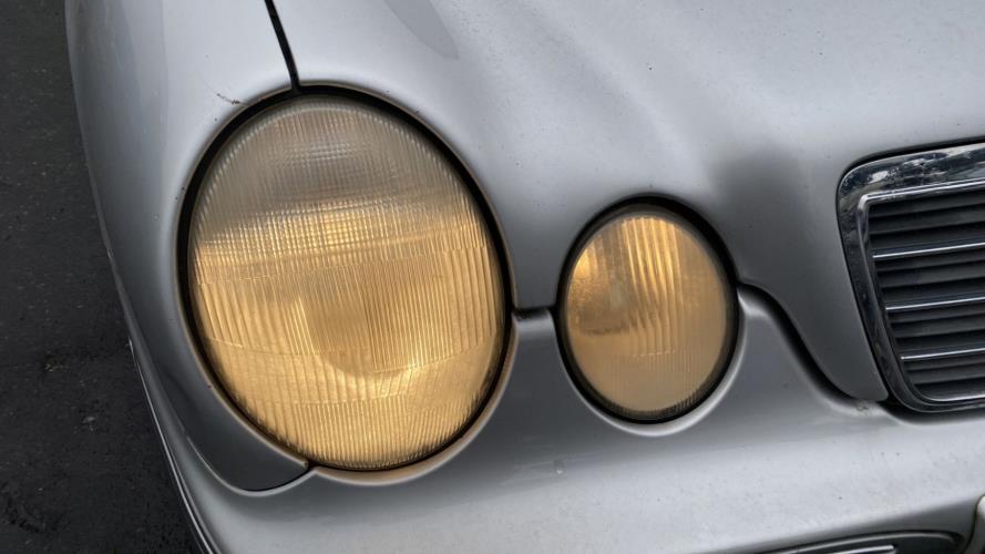 Image Optique avant principal droit (feux)(phare) - MERCEDES CLASSE E 210