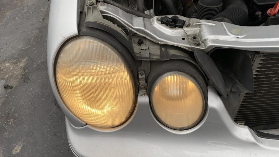 Image Optique avant principal droit (feux)(phare) - MERCEDES CLASSE E 210
