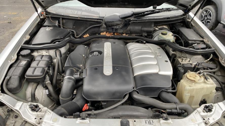 Image Moteur - MERCEDES CLASSE E 210