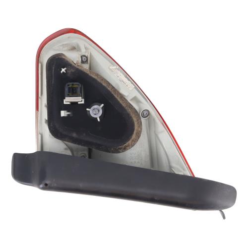 Image Feu arriere secondaire gauche (feux) - PEUGEOT 2008 1