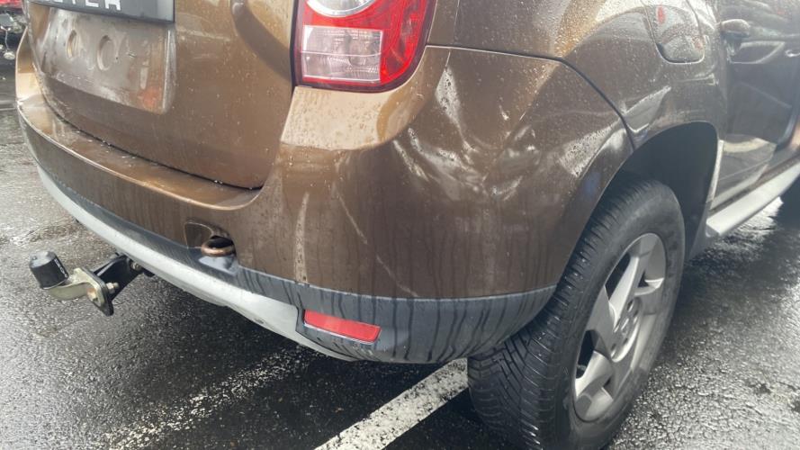 Image Pare choc arriere - DACIA DUSTER 1