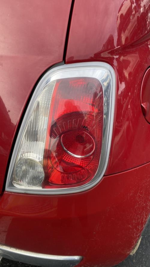 Image Feu arriere principal droit (feux) - FIAT 500 2