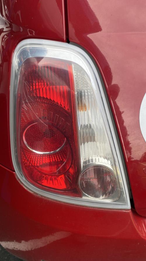 Image Feu arriere principal gauche (feux) - FIAT 500 2
