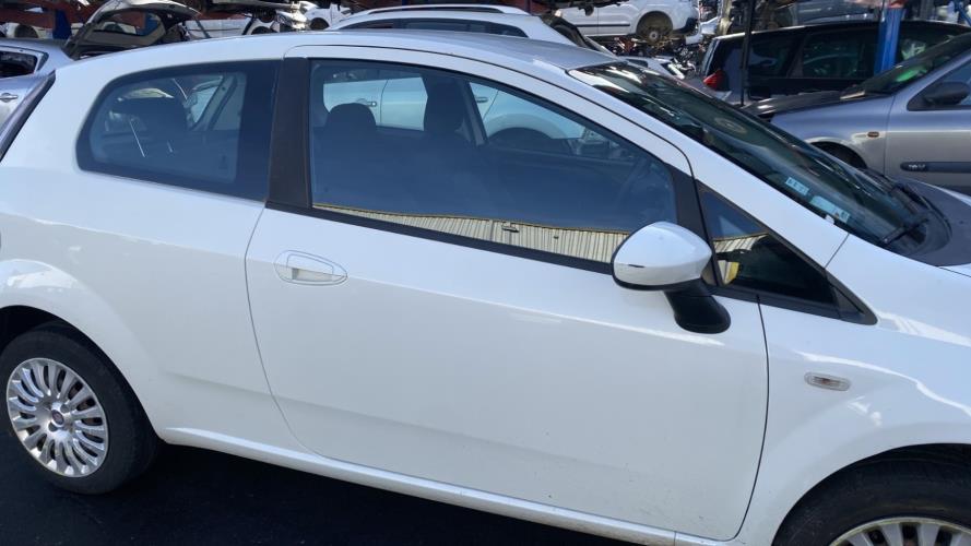 Image Porte avant droit - FIAT PUNTO EVO 3